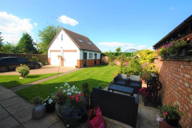 Garden 4.jpg