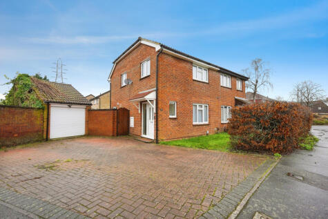 Lakemead, Ashford, TN23 4