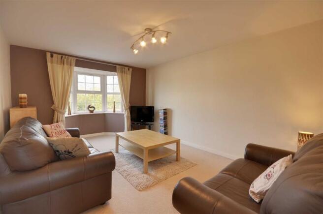 Sitting/Dining Room