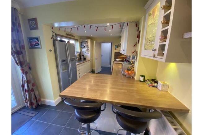 Kitchen/Breakfast