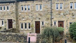 2, Highstones Gardens, Hope Street, Glossop SK13 7TP