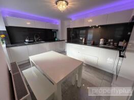 35, Lewis Street, Pentre CF41 7JB