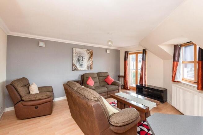 Lounge/Kitchen