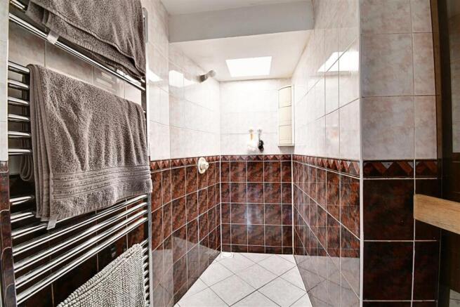 Wet Room.jpg