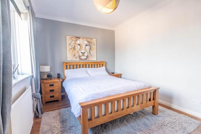 2 bed Semi-Detached for sale Image 9