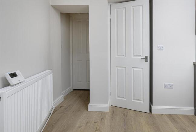 2 bed Terraced for sale Image 10