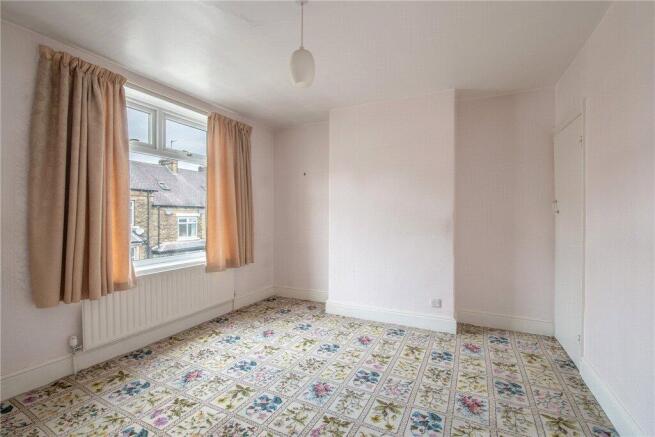 3 bed Terraced for sale Image 9