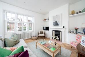 2, Foxmore Street, London SW11 4PU