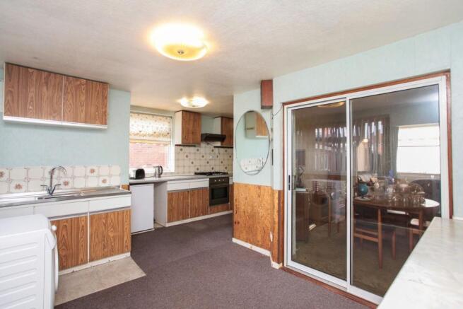 Kitchen/Breakfast Ro