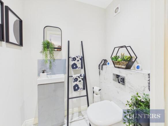 3 bed Semi-Detached for sale Image 7