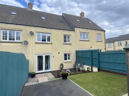 36, Honeysuckle Gardens, Launceston PL15 9GD