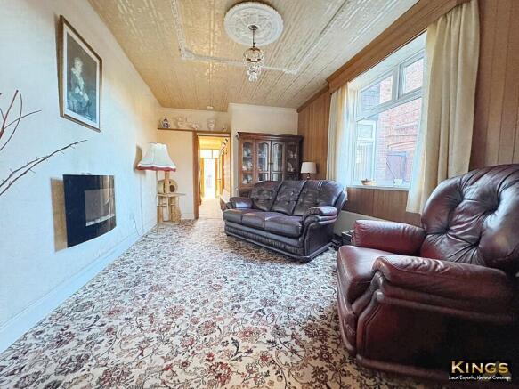 4 bed Semi-Detached for sale Image 7