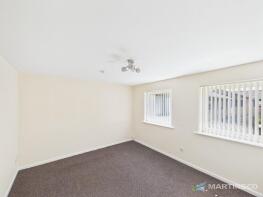 7, Calder Close, Lytham St. Annes FY8 3NH