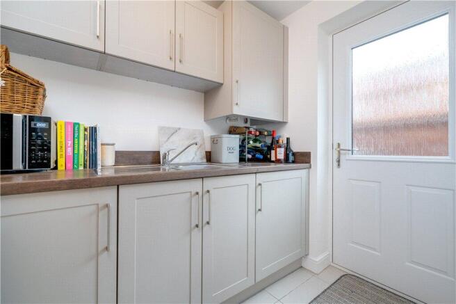 4 bed Detached for sale Image 12