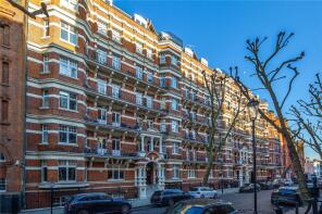 Flat 30, Cadogan Court, Draycott Avenue, London SW3 3BX
