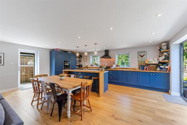 Kitchen/Dining/Family