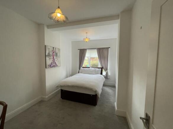 2 bed Apartment to rent Image 6