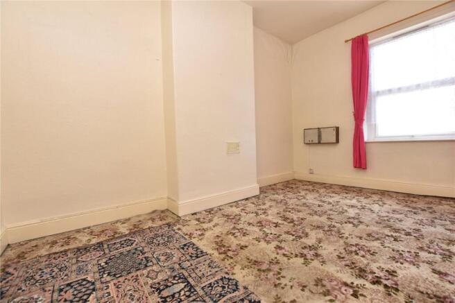3 bed Terraced for sale Image 4