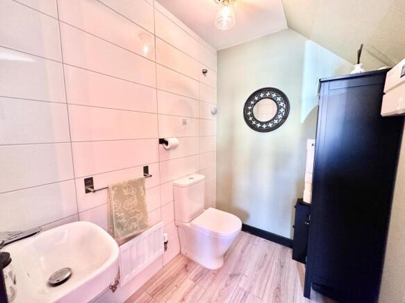 2 bed Semi-Detached for sale Image 8