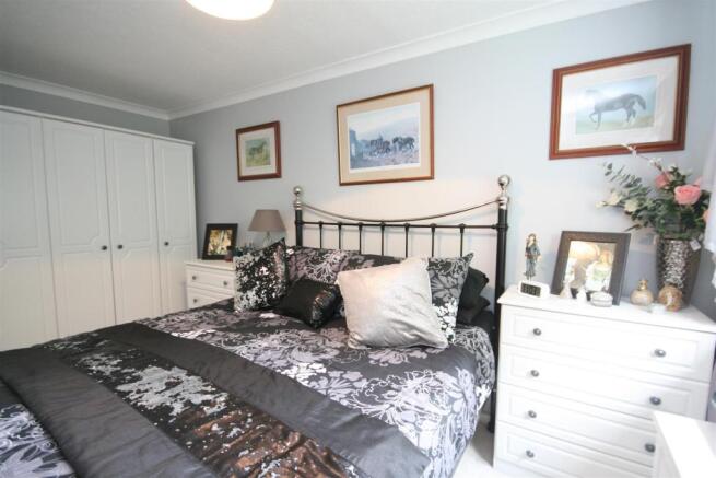 Master Bedroom.JPG