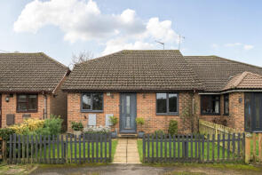 6, Willow Mews, Willow Mead, Witley, Godalming GU8 5NB
