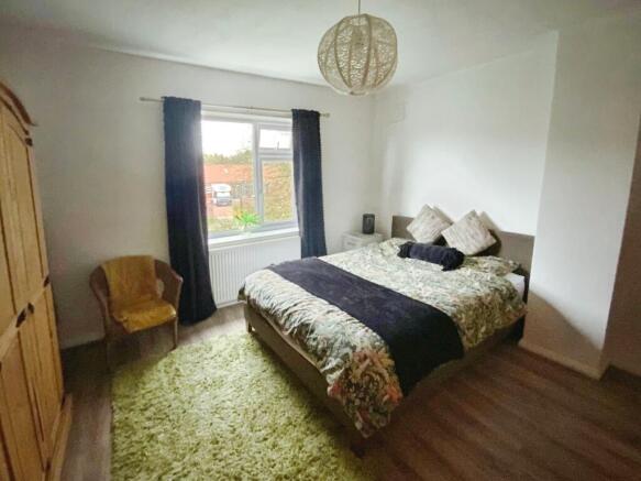 4 bed Detached for sale Image 10