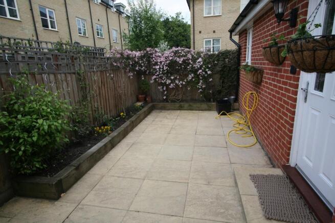 Courtyard garden