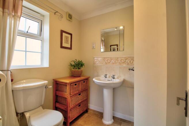IMG_4942_3_4_Interior 4