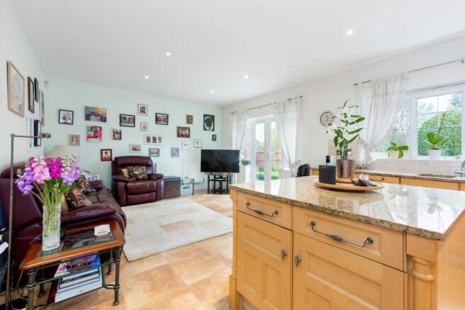 Kitchen/Family/Dinin
