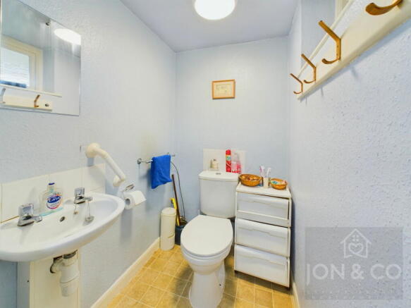 Photo 8