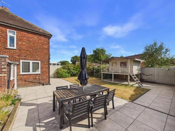 3 bed Semi-Detached for sale Image 11
