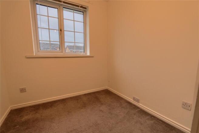 3 bed Detached to rent Image 8