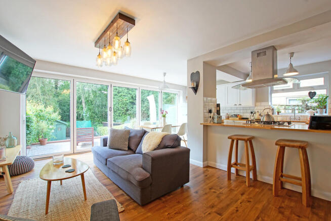 Kitchen/Dining/Fa...