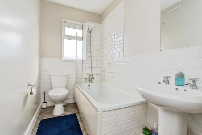 2 bed Terraced for sale Image 8