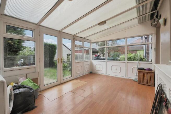 3 bed Semi-Detached for sale Image 6