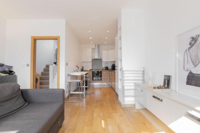 2 bed flat to rent
