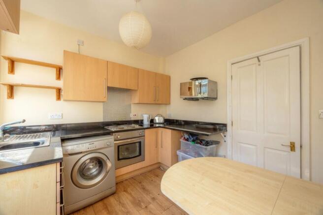 2 bed Terraced for sale Image 5