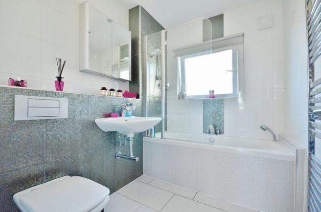 Family bathroom