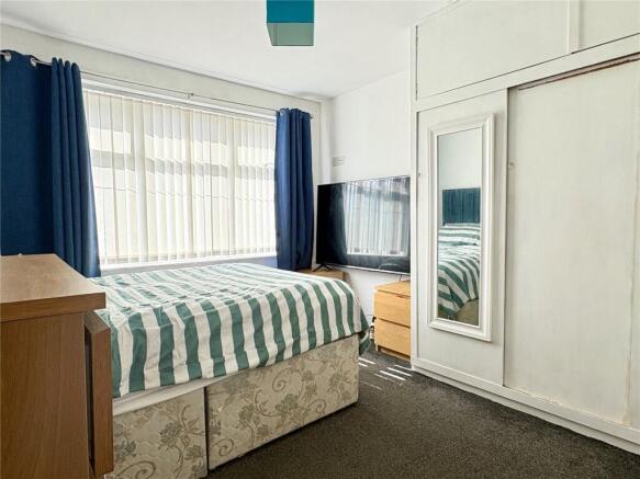 3 bed Semi-Detached for sale Image 8