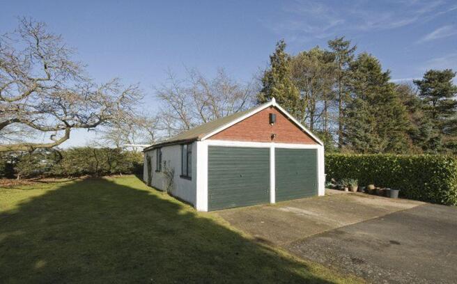 DOUBLE GARAGE ...