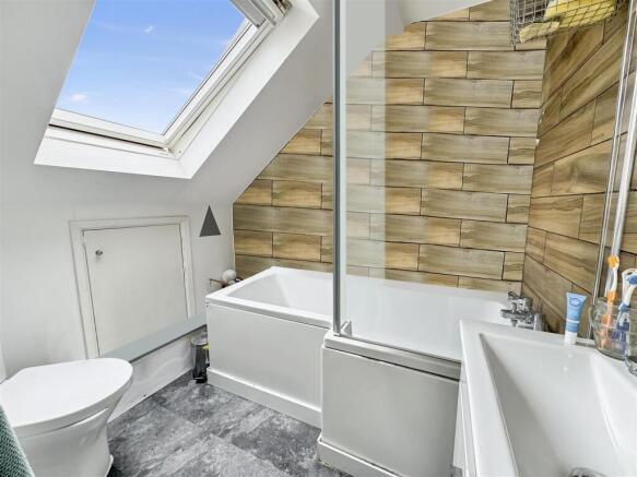 Bathroom.jpeg