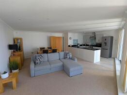 2, 12 The Reach, Luccombe Road, Shanklin PO37 6RN