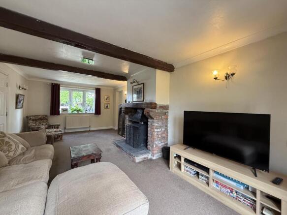 6 bed Detached for sale Image 9