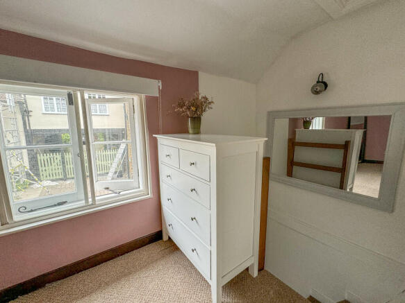 bed 1 2
