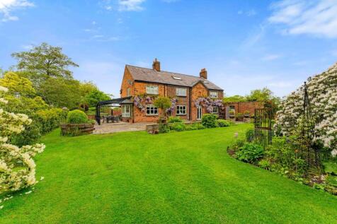 Kay Lane, Lymm, WA13