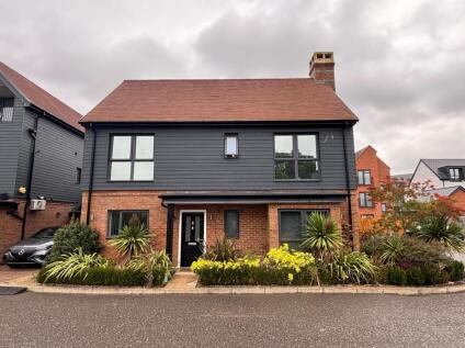 Lakeview Gardens, Chilmington Green, Ashford