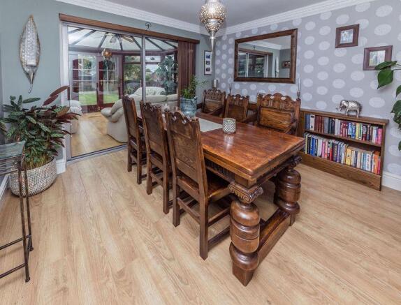Dining room 