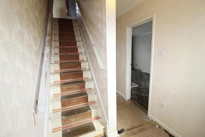 3 bed Semi-Detached for sale Image 2