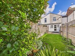 67, Durham Street, Hull HU8 8RF