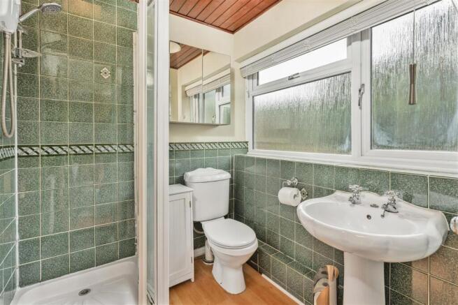 8 Wheatley Close, Banbury-21.jpg